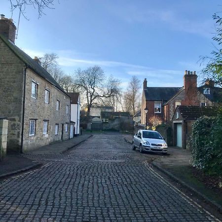 옥스퍼드 Bury Knowle Stables 빌라 외부 사진