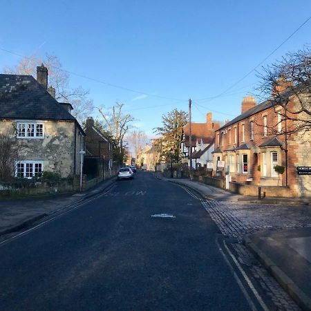 옥스퍼드 Bury Knowle Stables 빌라 외부 사진